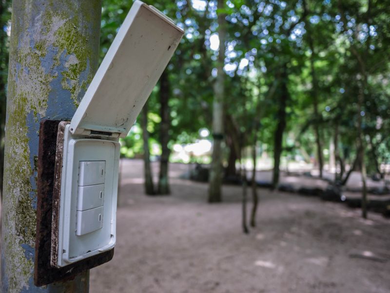 Light Switch Repair Service